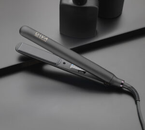 Diva straightening hair iron